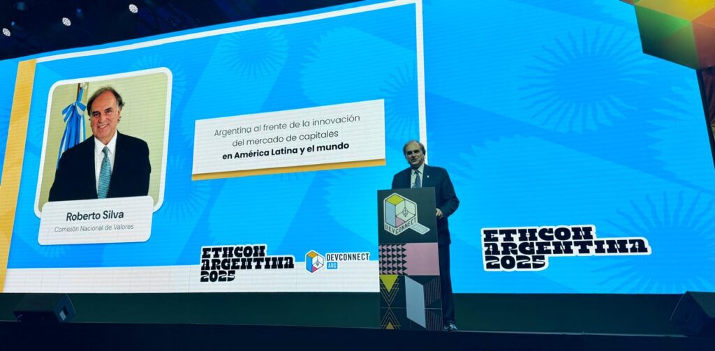 Roberto E. Silva at the Devconnect conference in Argentina.